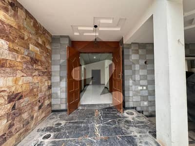 نیشنل پولیس فاؤنڈیشن او ۔ 9 - بلاک ای نیشنل پولیس فاؤنڈیشن او ۔ 9,اسلام آباد میں 8 کمروں کا 1 کنال مکان 5.5 کروڑ میں برائے فروخت۔ نیشنل پولیس فاؤنڈیشن او ۔ 9 - بلاک ای نیشنل پولیس فاؤنڈیشن او ۔ 9,اسلام آباد میں 8 کمروں کا 1 کنال مکان 5.5 کروڑ میں برائے فروخت۔