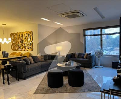 2211 Square Feet Flat Is Available In Affordable Price In Hyde Park