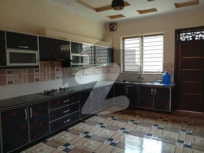 Kanal Uper Portion With servant Room Available For Rent