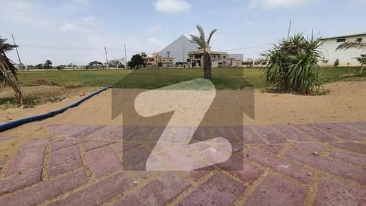 علی گڑھ سوسائٹی ۔ سیکٹر 5 اے علی گڑھ سوسائٹی,سکیم 33,کراچی میں 16 مرلہ رہائشی پلاٹ 1.67 کروڑ میں برائے فروخت۔