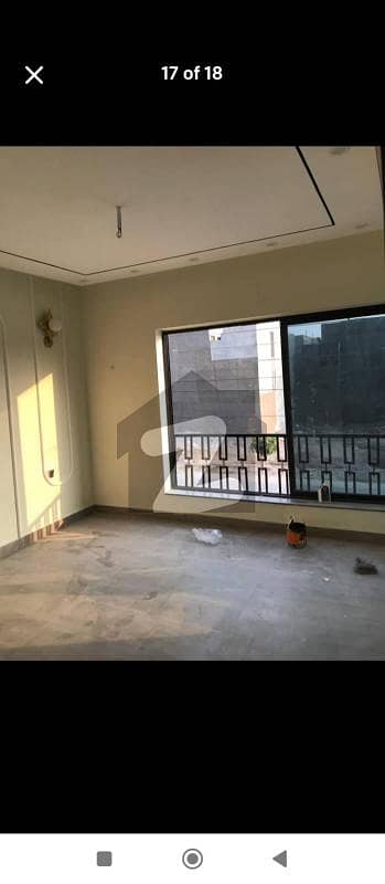 بش ایگزیکٹو ولاز ملتان میں 4 کمروں کا 5 مرلہ مکان 83.0 ہزار میں کرایہ پر دستیاب ہے۔