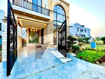 Hot Deal! 5 Marla Corner House For Sale In Lake City Meadow.