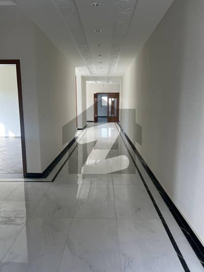 بحریہ گارڈن سٹی - زون 1 بحریہ گارڈن سٹی,بحریہ ٹاؤن,اسلام آباد میں 3 کمروں کا 4 کنال بالائی پورشن 2.4 لاکھ میں کرایہ پر دستیاب ہے۔