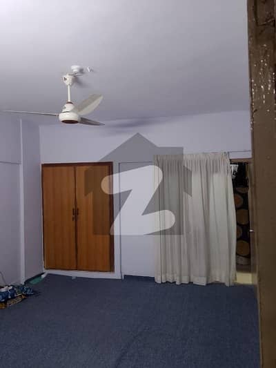 Nazimabad No 4 Flat For Sale Well Maintained Building 3rd Floor Without Lift Huge Bed Room And Lounge Sizes