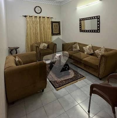 In Gulshan-e-Iqbal - Block 2 Flat For sale Sized 1150 Square Feet