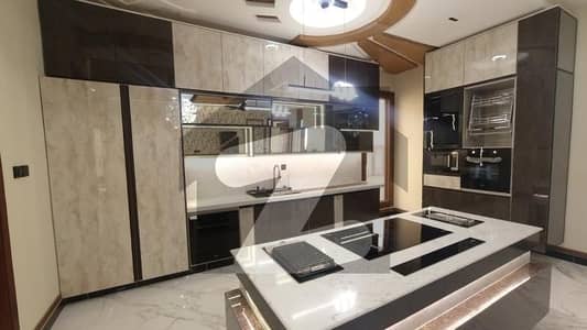 نارتھ ناظم آباد ۔ بلاک ایچ نارتھ ناظم آباد,کراچی میں 6 کمروں کا 16 مرلہ مکان 16.5 کروڑ میں برائے فروخت۔