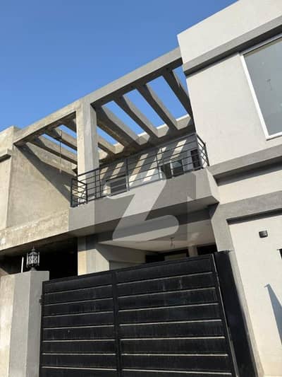 House Spread Over 5 Marla In Bahria Orchard Phase 4 - Block G5 Available