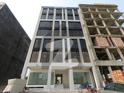 بحریہ ٹاؤن ۔ سیکٹر ایف بحریہ ٹاؤن,لاہور میں 1 مرلہ دکان 22.5 لاکھ میں برائے فروخت۔