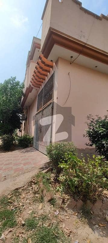 فدا ایونیو ملتان میں 2 کمروں کا 4 مرلہ مکان 80.0 لاکھ میں برائے فروخت۔