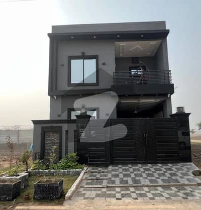 A Palatial Residence For Prime Location sale In Park View City - Platinum Block Lahore