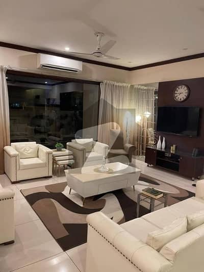 ڈی ایچ اے فیز 6 ڈی ایچ اے ڈیفینس,کراچی میں 3 کمروں کا 1 کنال بالائی پورشن 3.25 لاکھ میں کرایہ پر دستیاب ہے۔