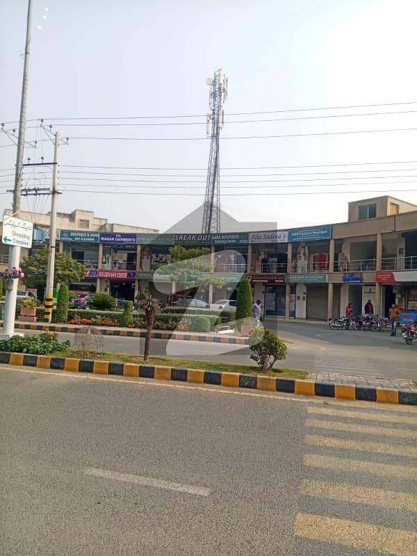 عسکری 11 - سیکٹر سی عسکری 11,عسکری,لاہور میں 2 کمروں کا 5 مرلہ فلیٹ 59.0 ہزار میں کرایہ پر دستیاب ہے۔ عسکری 11 - سیکٹر سی عسکری 11,عسکری,لاہور میں 2 کمروں کا 5 مرلہ فلیٹ 59.0 ہزار میں کرایہ پر دستیاب ہے۔