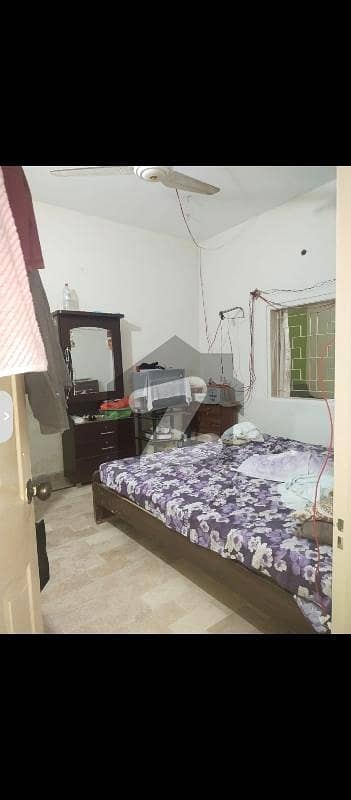 بفر زون - سیکٹر 15-A / 4 بفر زون,نارتھ کراچی,کراچی میں 2 کمروں کا 5 مرلہ مکان 1.7 کروڑ میں برائے فروخت۔