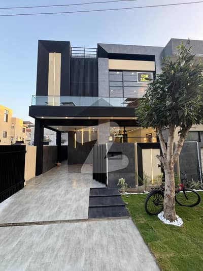 ڈی ایچ اے 11 رہبر سیکٹر 2 ڈی ایچ اے 11 رہبر,لاہور میں 3 کمروں کا 5 مرلہ مکان 2.25 کروڑ میں برائے فروخت۔