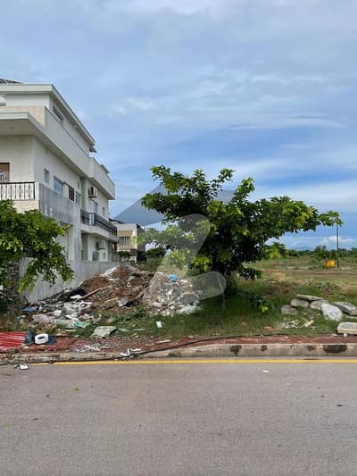 بحریہ انکلیو - سیکٹر سی1 ایکسٹینشن بحریہ انکلیو,بحریہ ٹاؤن,اسلام آباد میں 10 مرلہ رہائشی پلاٹ 1.43 کروڑ میں برائے فروخت۔