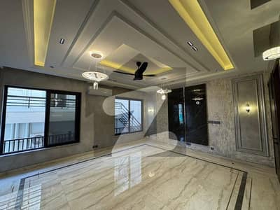 ڈی ایچ اے ڈیفینس فیز 2 ڈی ایچ اے ڈیفینس,اسلام آباد میں 3 کمروں کا 1 کنال بالائی پورشن 1.1 لاکھ میں کرایہ پر دستیاب ہے۔