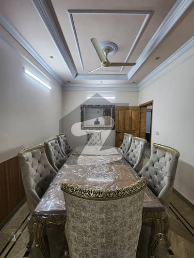 جی ۔ 10 اسلام آباد میں 5 کمروں کا 14 مرلہ مکان 3.3 لاکھ میں کرایہ پر دستیاب ہے۔