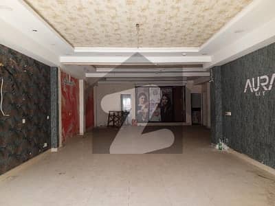 ڈی ایچ اے فیز 1 ڈیفنس (ڈی ایچ اے),لاہور میں 7 مرلہ دفتر 3.0 لاکھ میں کرایہ پر دستیاب ہے۔