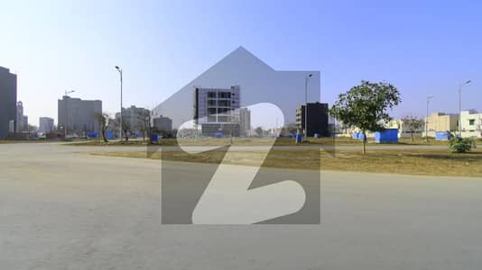 ڈی ایچ اے 9 ٹاؤن ۔ بلاک اے ڈی ایچ اے 9 ٹاؤن,ڈیفنس (ڈی ایچ اے),لاہور میں 5 مرلہ رہائشی پلاٹ 1.6 کروڑ میں برائے فروخت۔