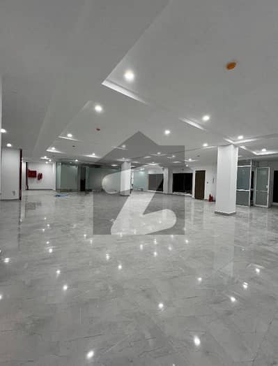 بحریہ ٹاؤن فیز 7 بحریہ ٹاؤن راولپنڈی,راولپنڈی میں 11 مرلہ دفتر 1.7 لاکھ میں کرایہ پر دستیاب ہے۔