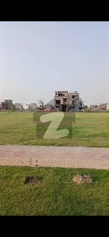 لیک سٹی۔ سیکٹر ایم 7 ۔ بلاک سی 2 لیک سٹی ۔ سیکٹرایم ۔ 7,لیک سٹی,رائیونڈ روڈ,لاہور میں 5 مرلہ رہائشی پلاٹ 1.22 کروڑ میں برائے فروخت۔