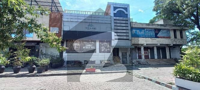 PLAZA OFFICE SPACE FOR RENT