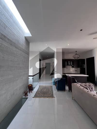 Prime location of khay tariq with basment