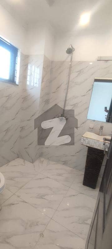 5 MARLA LIKE A NEW UPPER PORTION AVAILABLE FOR RENT AT GOOD LOCATION IN BAHRIA TOWN LAHORE