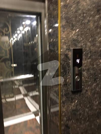 ڈی ایچ اے فیز 8 ڈیفنس (ڈی ایچ اے),لاہور میں 8 مرلہ دفتر 2.5 لاکھ میں کرایہ پر دستیاب ہے۔ ڈی ایچ اے فیز 8 ڈیفنس (ڈی ایچ اے),لاہور میں 8 مرلہ دفتر 2.5 لاکھ میں کرایہ پر دستیاب ہے۔