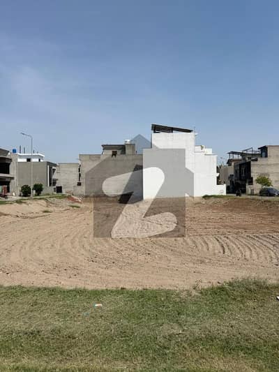 Buying A Prime Location Residential Plot In Park View City - Silver Block Lahore?