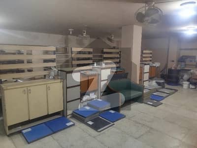 1620 sq ft office for sale VIP location of shaheede millat road and shahraefaisal.