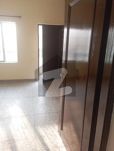 آئی ۔ 10 اسلام آباد میں 4 کمروں کا 6 مرلہ بالائی پورشن 55.0 ہزار میں کرایہ پر دستیاب ہے۔