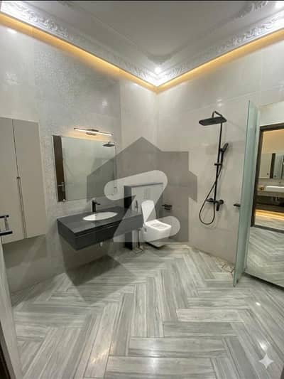 Spacious 14 Marla Open Basement | 3 Beds | Separate Entrance | Prime Location Near Markaz & Double Road