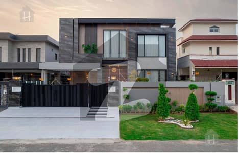 ڈی ایچ اے فیز 7 - بلاک وی فیز 7,ڈیفنس (ڈی ایچ اے),لاہور میں 5 کمروں کا 1 کنال مکان 6.31 کروڑ میں برائے فروخت۔