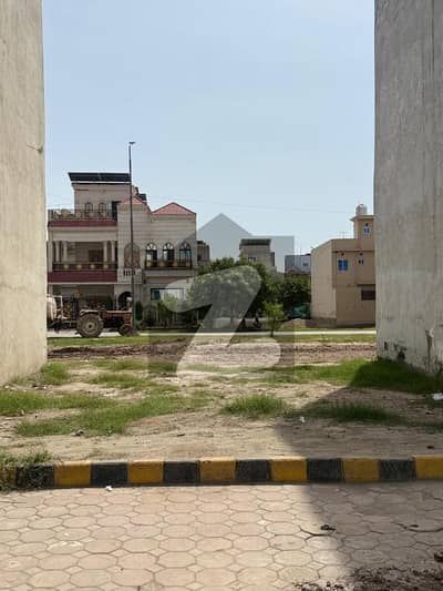 پارک ویو سٹی ۔ اوورسیز بلاک پارک ویو سٹی,لاہور میں 5 مرلہ رہائشی پلاٹ 42.0 لاکھ میں برائے فروخت۔