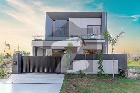 ڈی ایچ اے فیز 7 ڈیفنس (ڈی ایچ اے),لاہور میں 4 کمروں کا 10 مرلہ مکان 4.0 کروڑ میں برائے فروخت۔