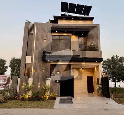 سٹی ہاؤسنگ سوسائٹی گوجرانوالہ میں 4 کمروں کا 5 مرلہ مکان 2.4 کروڑ میں برائے فروخت۔