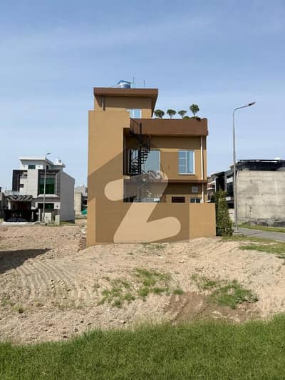 Reserve A Good Location Residential Plot Of 5 Marla Now In Park View City - Orchard Block