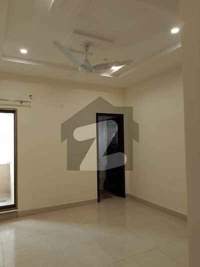 الکبیر ٹاؤن - فیز 2 الکبیر ٹاؤن,رائیونڈ روڈ,لاہور میں 2 کمروں کا 5 مرلہ فلیٹ 40.0 ہزار میں کرایہ پر دستیاب ہے۔