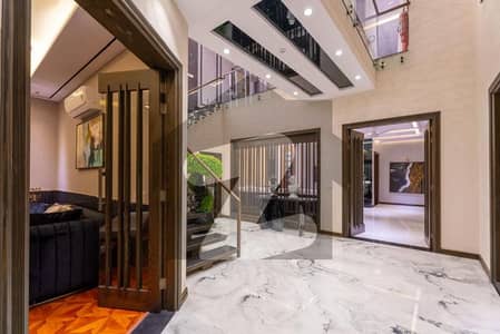 Fully Furnished Ultra Modern 1 Kanal House For Sale in DHA Phase 6