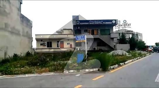 سی بی آر ٹاؤن فیز 1 سی بی آر ٹاؤن,اسلام آباد میں 7 مرلہ رہائشی پلاٹ 1.95 کروڑ میں برائے فروخت۔