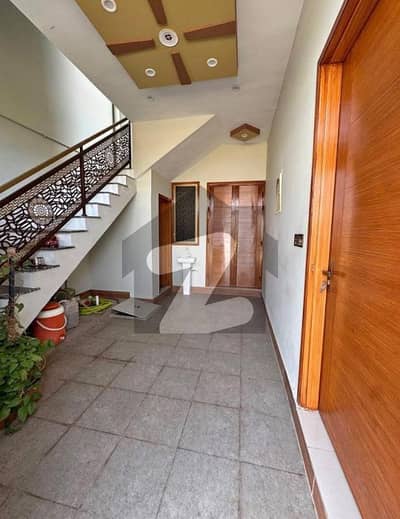 گلشنِ اقبال - بلاک 2 گلشنِ اقبال,گلشنِ اقبال ٹاؤن,کراچی میں 4 کمروں کا 16 مرلہ دفتر 1.6 لاکھ میں کرایہ پر دستیاب ہے۔