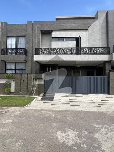 10 Marla Brand New Luxury House for Sale in Bankers Avenue Cooperative Housing Society 10 Marla Brand New Luxury House for Sale in Bankers Avenue Cooperative Housing Society