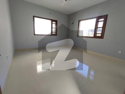 ڈی ایچ اے فیز 6 ڈی ایچ اے ڈیفینس,کراچی میں 3 کمروں کا 1 کنال بالائی پورشن 3.0 لاکھ میں کرایہ پر دستیاب ہے۔