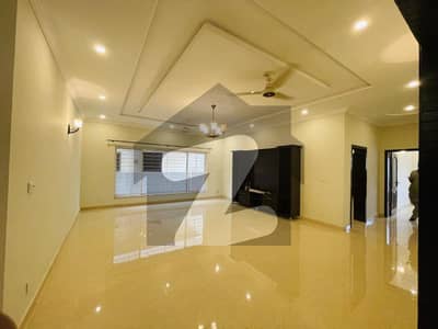 ڈی ایچ اے ڈیفینس فیز 1 ڈی ایچ اے ڈیفینس,اسلام آباد میں 3 کمروں کا 1 کنال بالائی پورشن 1.0 لاکھ میں کرایہ پر دستیاب ہے۔