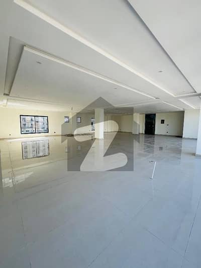 بحریہ ٹاؤن فیز 7 بحریہ ٹاؤن راولپنڈی,راولپنڈی میں 11 مرلہ دفتر 2.2 لاکھ میں کرایہ پر دستیاب ہے۔