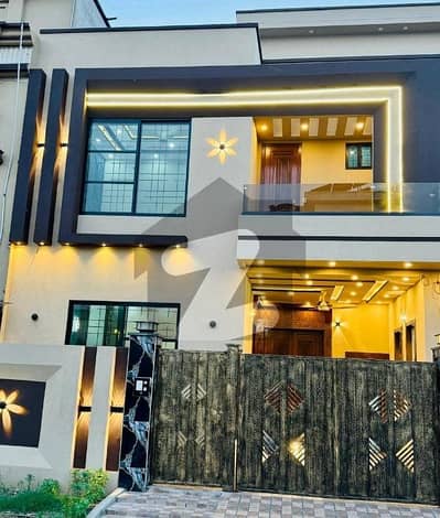 سٹی ہاؤسنگ سوسائٹی گوجرانوالہ میں 4 کمروں کا 5 مرلہ مکان 1.9 کروڑ میں برائے فروخت۔