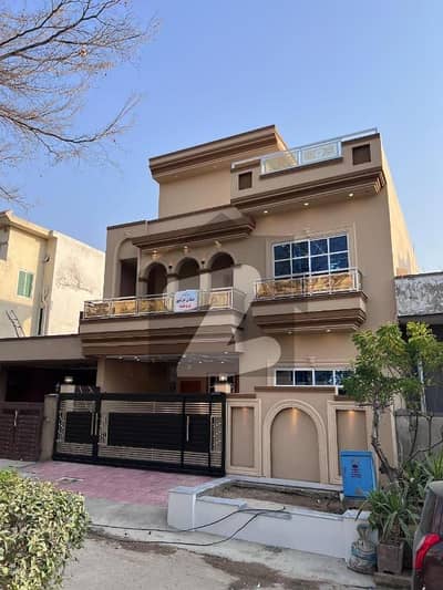 جناح گارڈنز فیز 1 جناح گارڈنز,ایف ای سی ایچ ایس,اسلام آباد میں 5 کمروں کا 7 مرلہ مکان 3.6 کروڑ میں برائے فروخت۔ جناح گارڈنز فیز 1 جناح گارڈنز,ایف ای سی ایچ ایس,اسلام آباد میں 5 کمروں کا 7 مرلہ مکان 3.6 کروڑ میں برائے فروخت۔