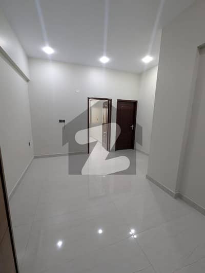 3 BEDROOMS LOUNGE WITH PRIVATE ROOF WITH A LIFT IN A BUILDING AVAILBALE FOR SALE