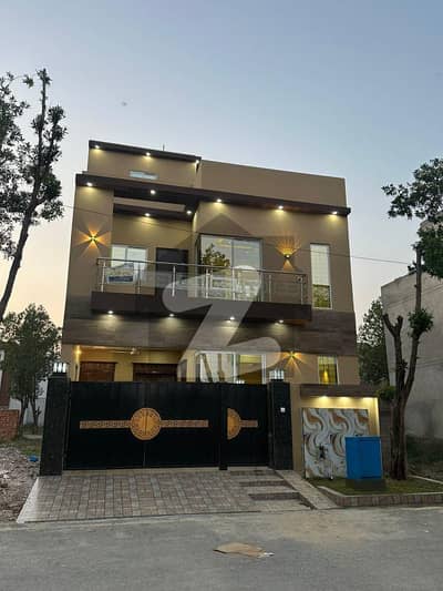 نیو لاہور سٹی ۔ فیز 2 نیو لاهور سٹی,لاہور میں 3 کمروں کا 5 مرلہ مکان 1.55 کروڑ میں برائے فروخت۔